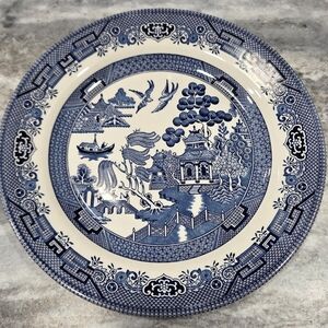 Churchill England Blue Willow Dinner Plate